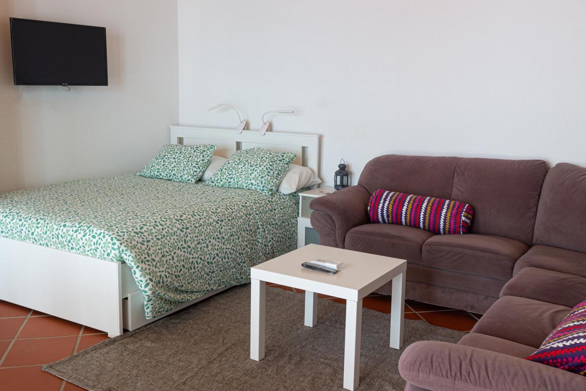 A Casa Da Vila Almodôvar Стая снимка